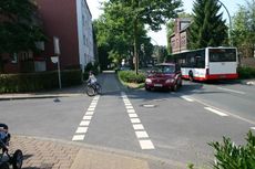 Abbiegen-rechts-Radweg-7.JPG